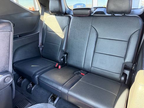 Used 2026 Chevrolet Traverse RS w/ LPO, Floor Liner Package AWD/4WD image 37