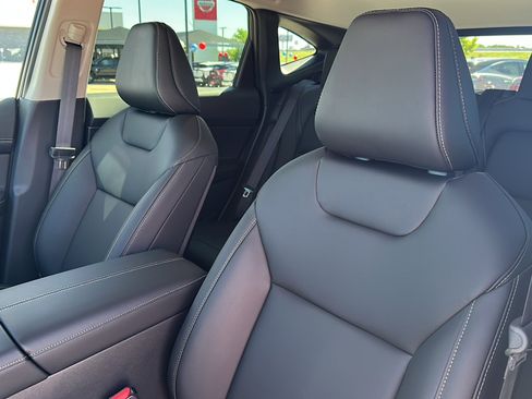 New 2025 Nissan Murano SV image 11