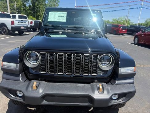New 2026 Jeep Wrangler Unlimited Sport AWD/4WD image 8