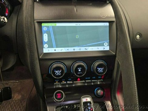 Used 2019 Jaguar F-TYPE SVR image 7