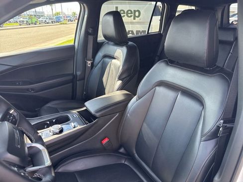 New 2026 Jeep Cherokee Limited image 19