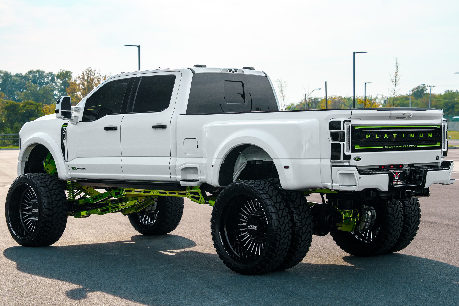 Used 2026 Ford F450 Platinum w/ Platinum Plus Package AWD/4WD image 16