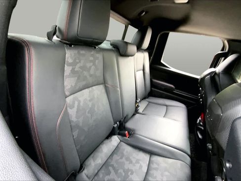 Used 2025 Toyota Tacoma TRD Pro AWD/4WD image 20