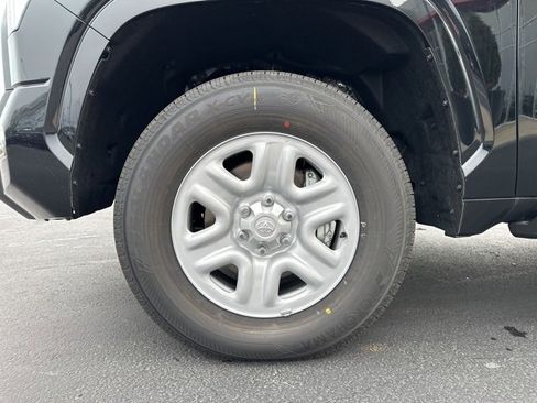 New 2026 Toyota Tundra SR image 9