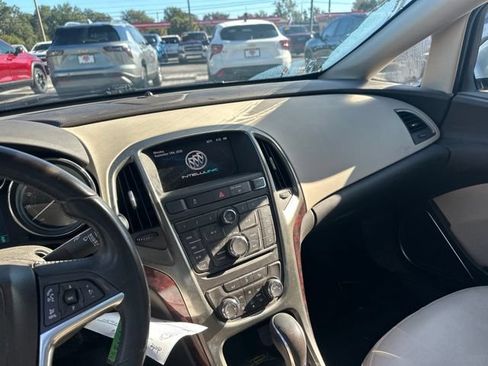 Used 2016 Buick Verano FWD image 11