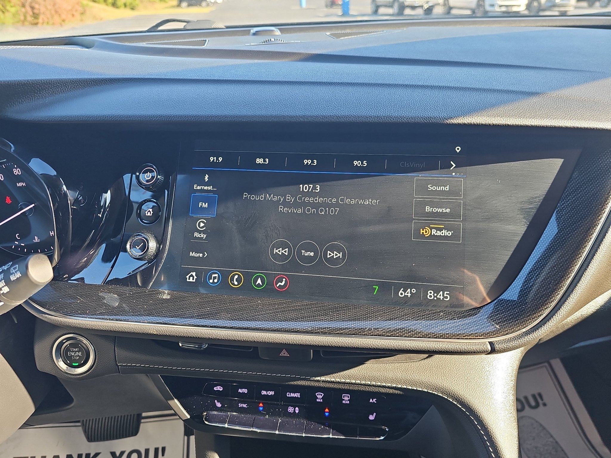 Used 2022 Buick Envision Essence w/ Technology Package I FWD image 12