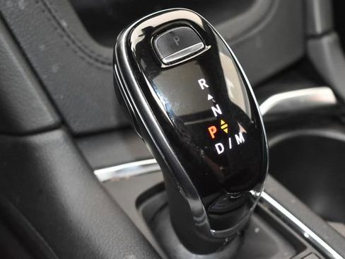 Used 2024 Cadillac XT6 Premium Luxury AWD/4WD image 36