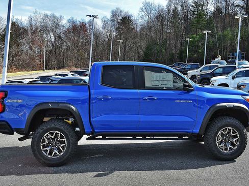 New 2026 Chevrolet Colorado ZR2 w/ Technology Package AWD/4WD image 6