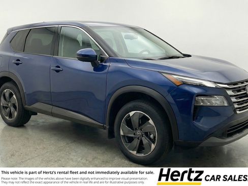 Used 2025 Nissan Rogue SV FWD image 1