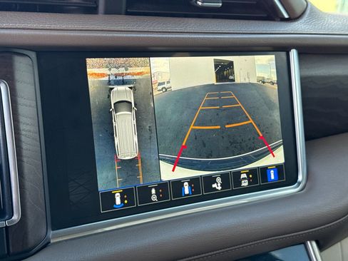 Used 2022 GMC Yukon Denali image 23