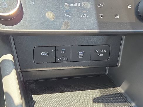 Used 2025 Hyundai Sonata SEL FWD image 28