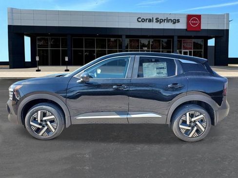 New 2026 Nissan Kicks SV FWD image 2