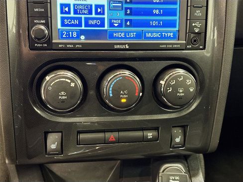 Used 2010 Dodge Challenger R/T image 14