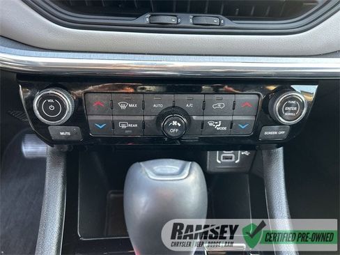 Certified 2022 Jeep Compass Limited image 21