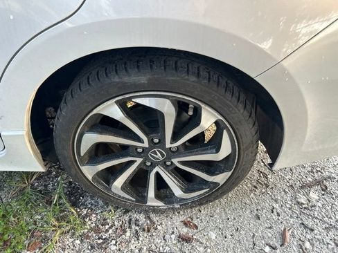 Used 2016 Acura ILX FWD image 21
