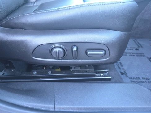 Used 2016 Chevrolet Malibu Premier w/ Driver Confidence Package II image 11