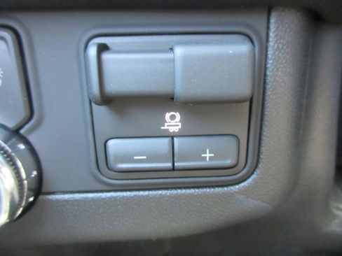 New 2026 GMC Yukon XL AT4 image 20