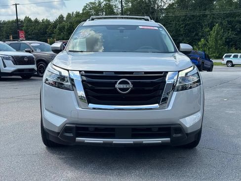 Certified 2024 Nissan Pathfinder SL AWD/4WD image 8