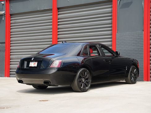 Used 2022 Rolls-Royce Ghost w/ Ghost Package AWD/4WD image 15