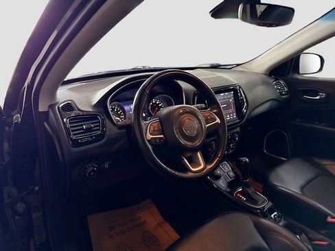 Used 2019 Jeep Compass Altitude image 10