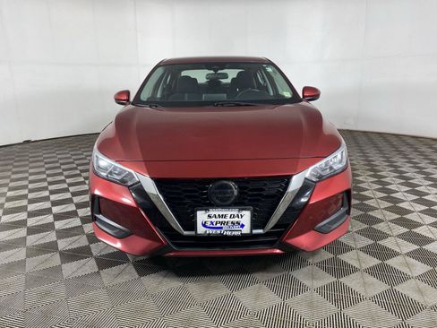 Used 2020 Nissan Sentra SV FWD image 2