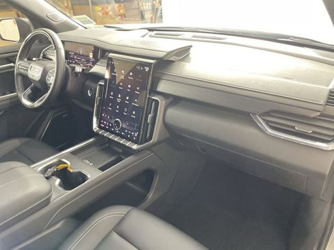 Used 2024 GMC Acadia Elevation w/ Super Cruise Package image 28