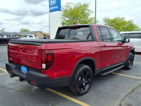 Certified 2024 Honda Ridgeline Black Edition image 10