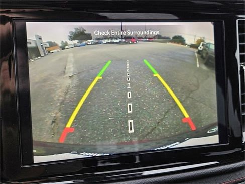 Used 2023 Dodge Durango GT image 9