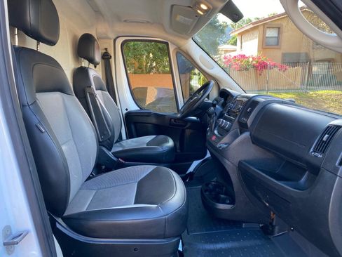 Used 2021 RAM ProMaster 2500 image 20