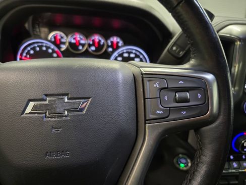 Used 2021 Chevrolet Silverado 1500 LT Trail Boss w/ Convenience Package II AWD/4WD image 21