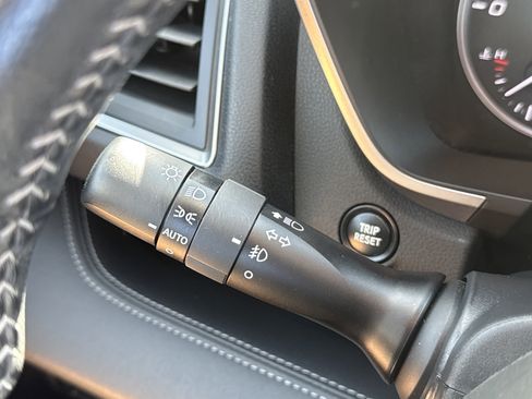 Certified 2023 Subaru Ascent Limited image 16