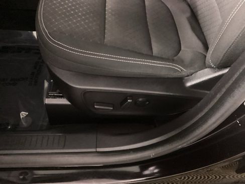 Used 2023 Ford Escape Active image 15