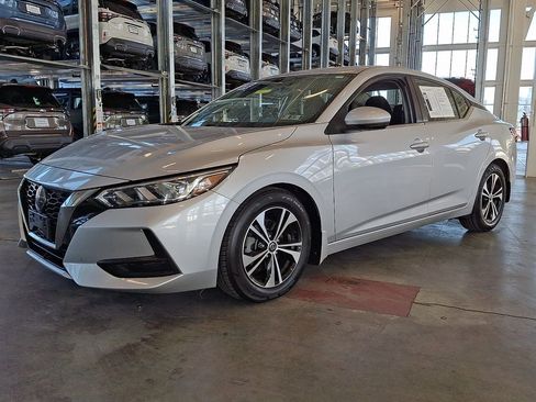 Used 2020 Nissan Sentra SV image 6