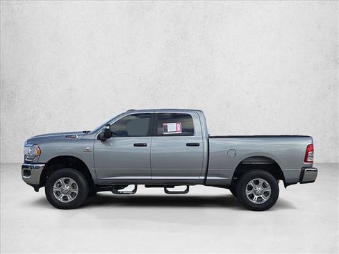 Used 2024 RAM 3500 Big Horn AWD/4WD image 8