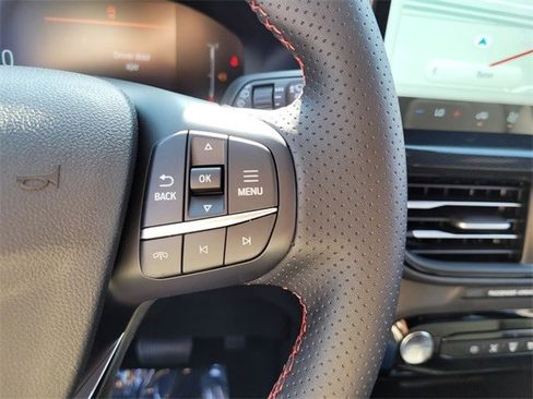 New 2025 Ford Escape ST-Line w/ Equipment Group 301A image 22