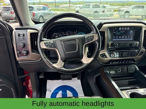 Used 2018 GMC Sierra 1500 Denali w/ Denali Ultimate Package AWD/4WD image 16