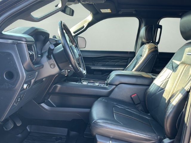 Used 2022 Ford Expedition Platinum AWD/4WD image 17