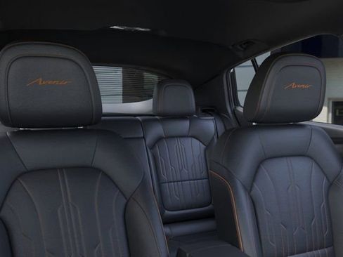 New 2026 Buick Envista Avenir image 24