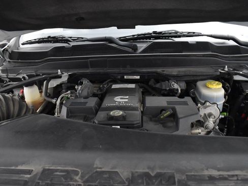 Used 2020 RAM 3500 Tradesman w/ Chrome Appearance Group AWD/4WD image 27