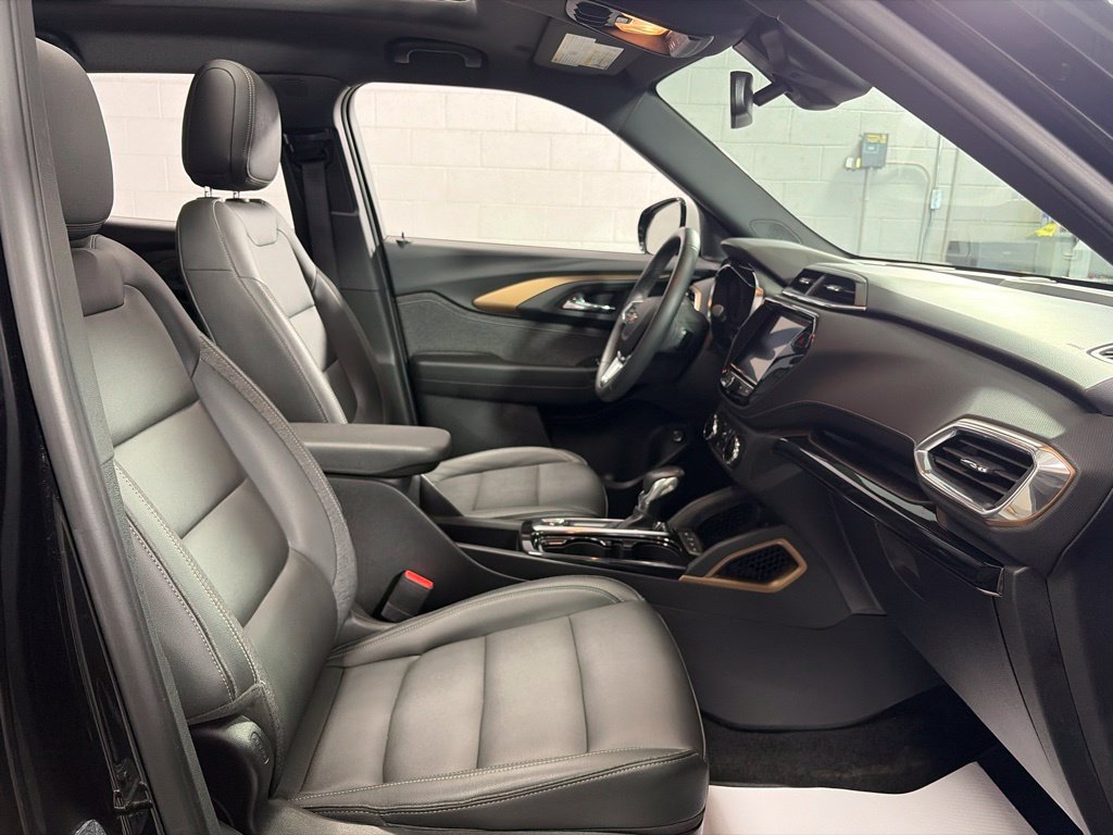 Used 2021 Chevrolet TrailBlazer ACTIV w/ Sun and Liftgate Package AWD/4WD image 33