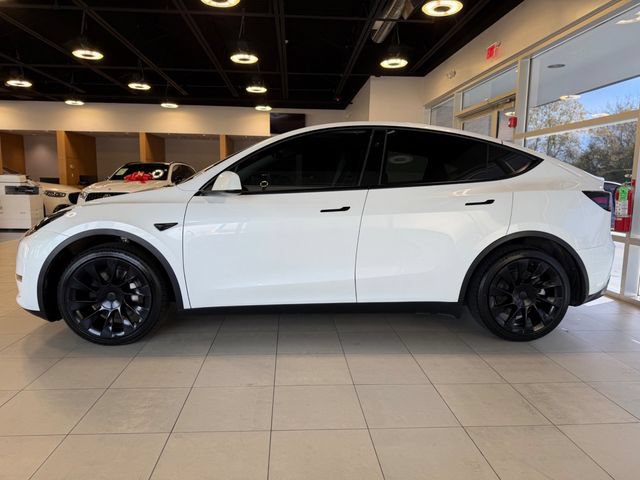 Used 2024 Tesla Model Y Long Range AWD/4WD image 7