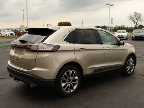 Used 2018 Ford Edge Titanium w/ Ford Safe & Smart Package AWD/4WD image 6