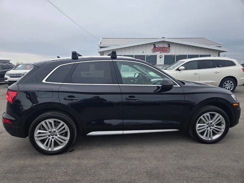 Used 2019 Audi Q5 2.0T Premium Plus w/ Premium Plus Package AWD/4WD image 7