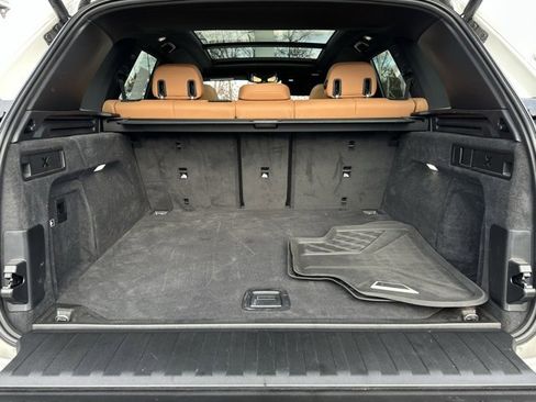 Used 2023 BMW X5 xDrive40i image 10