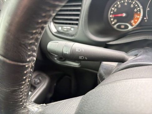 Used 2017 Jeep Renegade Altitude w/ Safety & Security Group (ALP) image 37