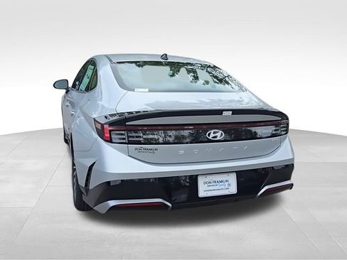 New 2025 Hyundai Sonata SEL FWD image 7