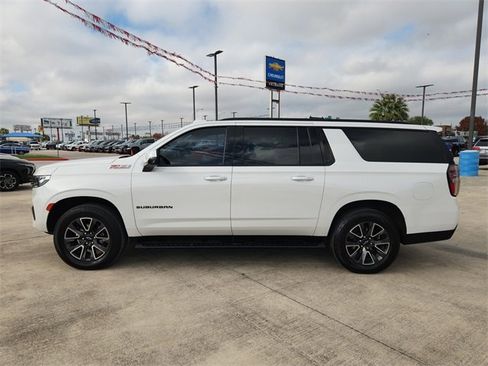 Used 2021 Chevrolet Suburban Z71 w/ Z71 Off-Road Package image 4