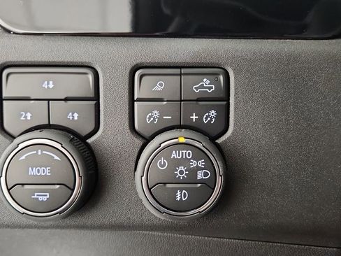 Used 2025 Chevrolet Silverado 2500 LT w/ All Star Edition image 26