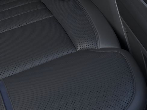 New 2025 Ford F150 Platinum w/ Equipment Group 702A High image 16