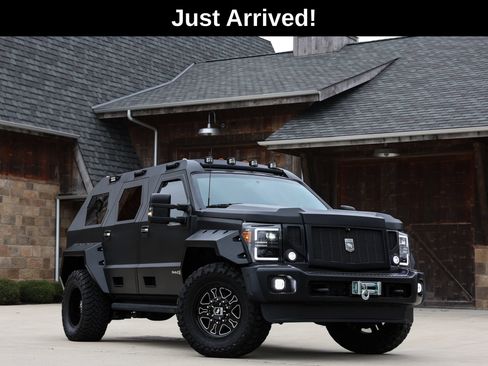 Used 2016 Ford F450 XLT w/ XLT Interior Package AWD/4WD image 1